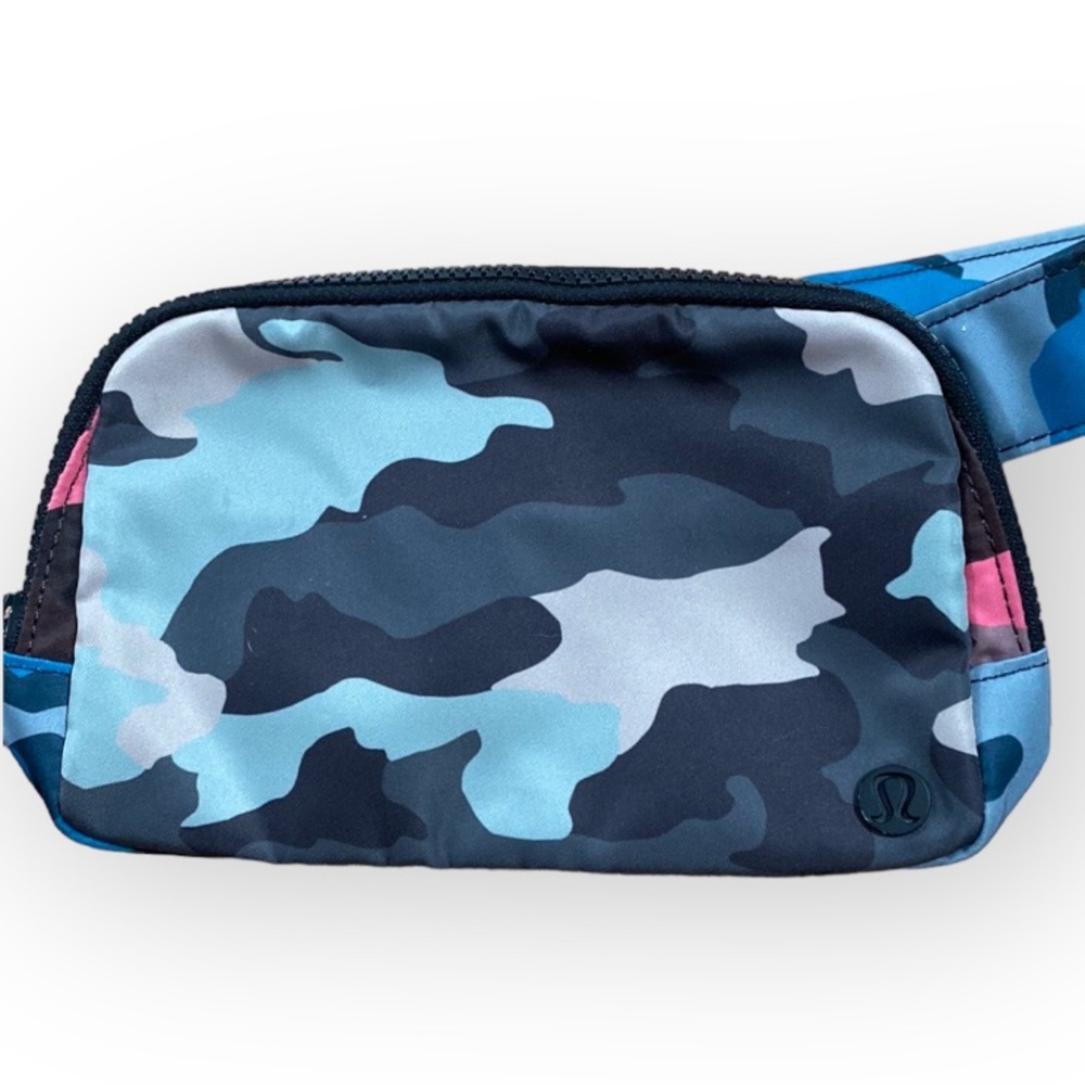 ❤️ Lululemon Multicolor Camo Everywhere Belt Bag 🌈 NWOT